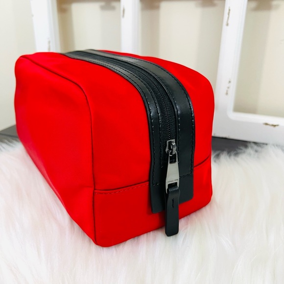 Michael Kors Kent Men’s Nylon Toiletry Holder Travel Case Bag - Picture 7 of 14